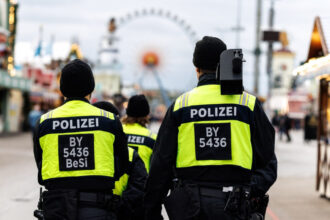 politistii bavarezi ar putea dobori dronele neidentificate proiectul de lege a fost aprobat de guvernul landului german 68e5771845df0
