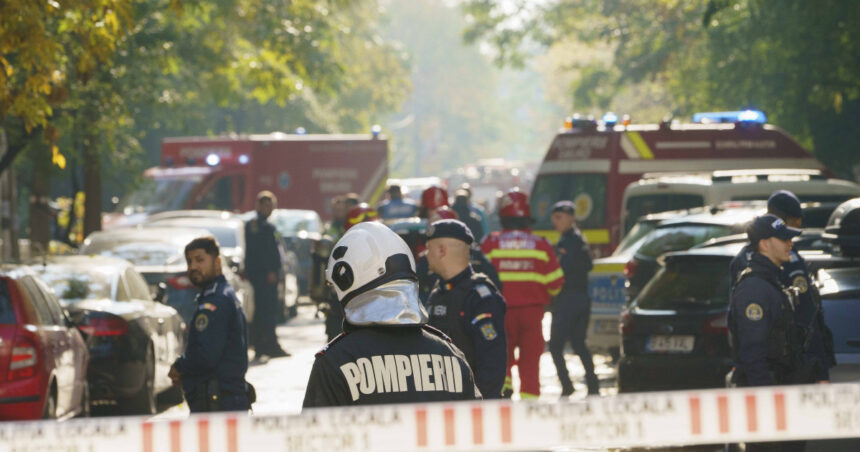 Premierul Ilie Bolojan, în urma incidentului din Rahova: „Doi răniți vor fi duși în afară. Este foarte posibil ca imobilul să fie distrus.” 1 premierul ilie bolojan dupa explozia din rahova doi raniti vor fi transferati in strainatate foarte probabil blocul va fi demolat 68f22ea06fe37