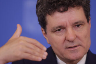 presedintele nicusor dan exclude ruperea coalitiei de guvernare sunt partide responsabile 68f68352481ce