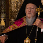 Nicușor Dan, onorându-l pe patriarhul Bartolomeu I din Constantinopol, va avea o ceremonie specială luni. 3 presedintele nicusor dan il va decora luni pe patriarhul constantinopolului bartolomeu i 68fefeb41b992