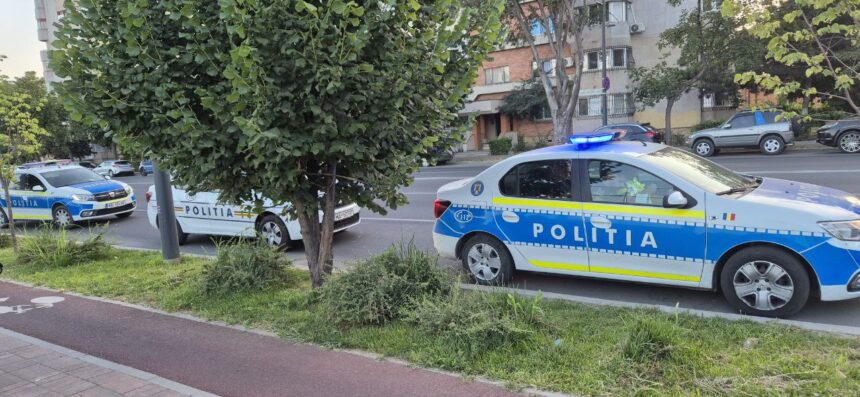 Șofer suspect, REȚINUT de polițiștii constănțeni pentru conducere fără permis! Împlicat în fapte de fals intelectual. 1 presupus sofer incatusat de politistii din constanta dupa ce a condus fara permis acuzatii de fals intelectual 68ef6430de1fd