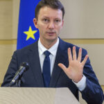 PNL răspunde cu fermitate după avertismentul lui Sorin Grindeanu adresat lui Ilie Bolojan 2 prima reactie din pnl dupa ce sorin grindeanu l a amenintat pe ilie bolojan 68f7dabb73fdb