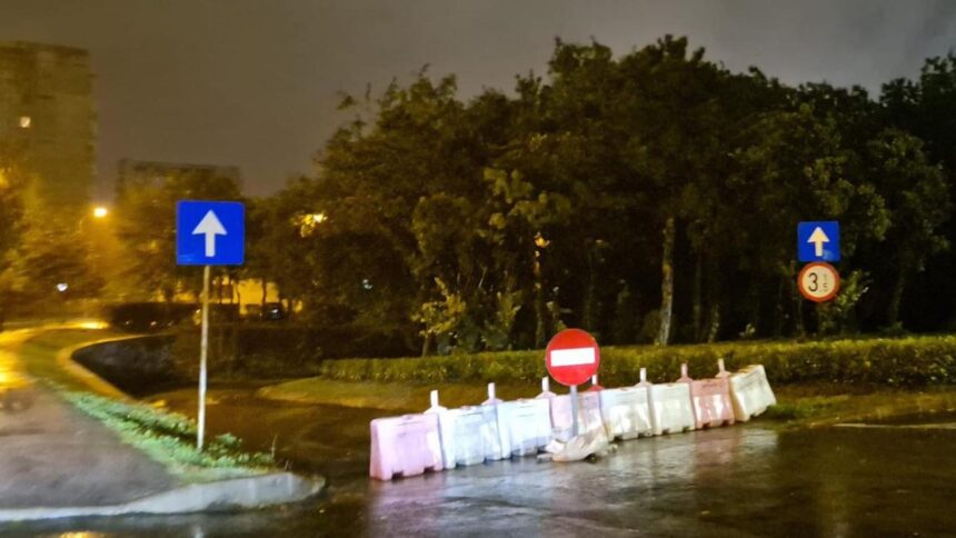 Constanța sub ape: Ploile au adus peste 100 de litri de precipitații pe metru pătrat! 1 primaria constanta anunta ca in oras cantitatea de apa cazuta a depasit100 de litri pe metru patrat 68e625276045b