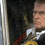 Prințul Andrew se desprinde de toate onorurile regale, inclusiv de titlul de duce de York, în urma unor conversații cu Regele Charles. 3 printul andrew renunta la toate titlurile regale inclusiv la cel de duce de york dupa discutii cu regele charles 68f2980837cde