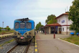 programul autobuzelor care circula pe ruta constanta mangalia in locul trenurilor ce au fost supendate 68de04c7498a5