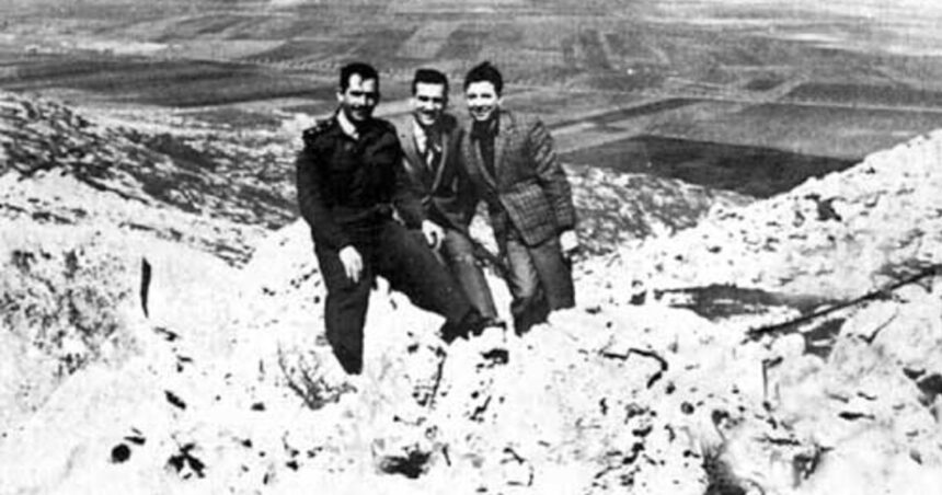 Rămășițele pământești ale legendarului spion israelian Eli Cohen ar putea fi readuse în sânul familiei sale. 1 ramasitele pamantesti ale celui mai faimos spion israelian din istorie eli cohen ar putea fi returnate familiei 68ece54cb9634