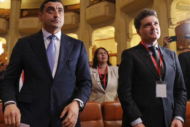 reactia lui nicusor dan la amenintarea aur cu suspendarea avertismentul presedintelui 68ee14c4868d4