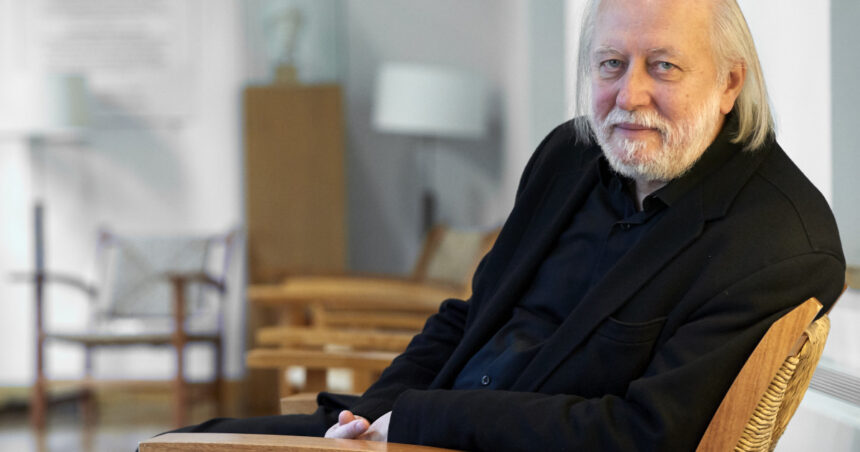Răspunsul lui Laszlo Krasznahorkai la obținerea Premiului Nobel: O dovadă a vieții literaturii și a apetitului continuu pentru lectură 1 reactia scriitorului laszlo krasznahorkai dupa ce a primit nobelul dovedeste ca literatura exista in sine si ca inca mai este citita 68e902203805b