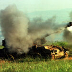 Rheinmetall inaugurează o nouă unitate de producție pentru obuze de 155mm în Bulgaria, promițând să depășească în doi ani producția de proiectile a Statelor Unite. 3 rheinmetall deschide o fabrica de obuze de 155mm in bulgaria in doi ani gigantul german va produce mai multe proiectile decat sua 69024765273e3