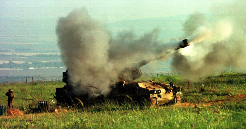 Rheinmetall inaugurează o nouă unitate de producție pentru obuze de 155mm în Bulgaria, promițând să depășească în doi ani producția de proiectile a Statelor Unite. 1 rheinmetall deschide o fabrica de obuze de 155mm in bulgaria in doi ani gigantul german va produce mai multe proiectile decat sua 69024765273e3