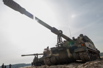romania afla in sfarsit cand poate incepe productia locala de obuziere k9 thunder in valoare de 1 miliard de dolari 68fd24513e5fd