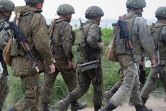 rusia ia masuri pentru mobilizarea rezervistilor ce li se promite barbatilor obligati sa imbrace din nou uniforma 68fa3ad8caf83