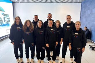 sabrina voinea de la csm constanta face parte din lotul care va reprezenta romania la campionatele mondiale de gimnastica artistica 2025 68ecfcdc27c22