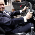 Controversa din Salzburg: Magnatul Porsche își construiește un tunel secret spre centrul orașului pentru a scăpa de haosul din trafic, stârnind furia localnicilor. 3 scandal in salzburg magnatul porsche sapa un tunel privat spre centru ca sa evite aglomeratia in trafic localnicii sunt revoltati 68e9254939e12