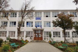 scandal la un liceu din mangalia eleva batuta si amenintata cu moartea de fostul iubit 68def2d3812a8