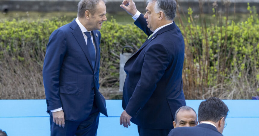 Dialog aprins între liderii Poloniei și Ungariei: Tusk avertizează, iar Orban afirmă forța națiunii. 1 schimb de replici intre premierii poloniei si ungariei tusk nu raspunde e o provocare orban suntem mai puternici decat rusia 68de61195cc45