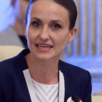 Ministrul român de externe aplaudă eliberarea ostaticilor din captivitatea Hamas și susține modelul celor două state. 3 sefa diplomatiei romane saluta eliberarea ostaticilor din mainile hamas si sustine solutia celor doua state 68ecf320b51f8