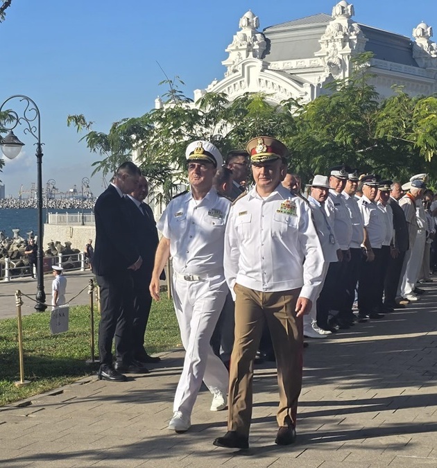 Liderul Statului Major al Apărării: Este esențial ca fiecare român să aibă abilități de apărare pentru siguranța familiei sale 1 seful statului major al apararii fiecare cetatean ar trebui sa stie sa traga cu arma pentru a si apara familia 68eb48c9c9523