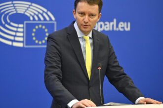 siegfried muresan la protestul fermierilor din fata parlamentului european vom apara fondurile pentru agricultura in fata taierilor 68f7783e71d60