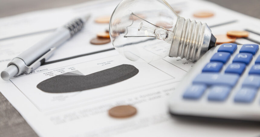 Strategii pentru reducerea costurilor la energia electrică: Ministrul Bogdan Ivan anunță o scădere de 20% în alte state! 1 solutie pentru facturi mai mici la energie electrica ministrul bogdan ivan preturile au scazut cu 20 in alte tari 68ea6b7048bf1