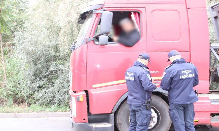 Descoperiri neașteptate la granița de la Negru Vodă! Ce au găsit autoritățile la un cetățean belarus 1 surpriza la frontiera de la negru voda ce au descoperit politistii in cazul unui cetatean din belarus 68de52090ca3a