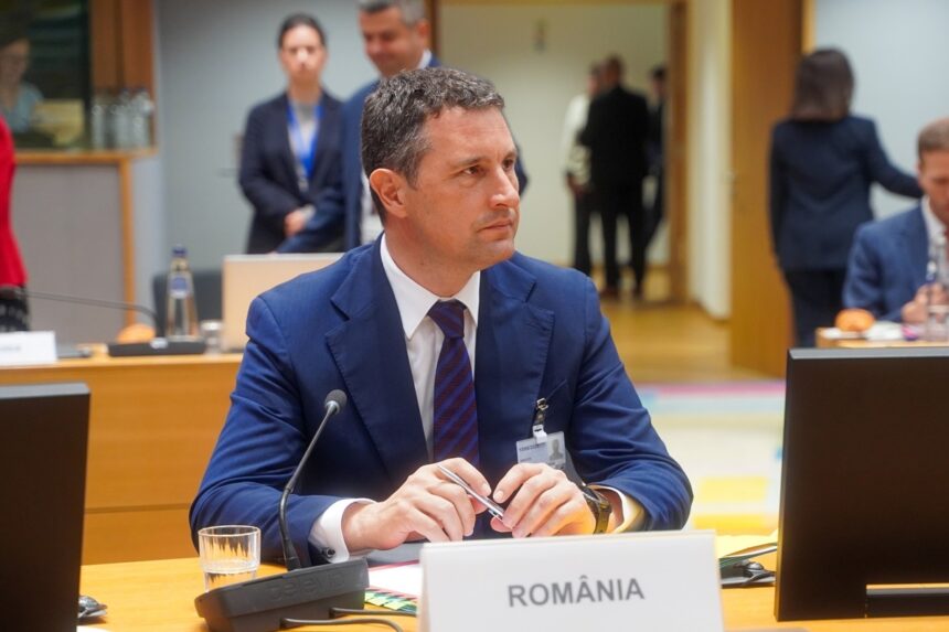 Tanczos Barna: O analiză a interzicerii cumulului pensiei cu salariul – Problema reangajării la stat pentru cei care se pensionează la 50 de ani 1 tanczos barna despre interzicerea cumulului pensiei cu salariul este anormal ca persoane care ies la pensie la 50 de ani sa se reangajeze la stat 68e89b3ead37d