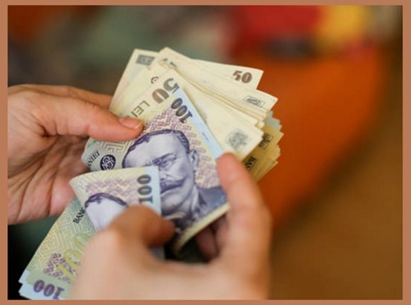 Păcăleală de 50.000 de lei! O femeie a căzut în plasa escrocilor și a contractat un credit pentru a le trimite banii 1 teapa de 50 000 de lei o femeie a fost pacalita sa ia un credit si sa trimita banii escrocilor 68ebdcb0677e9