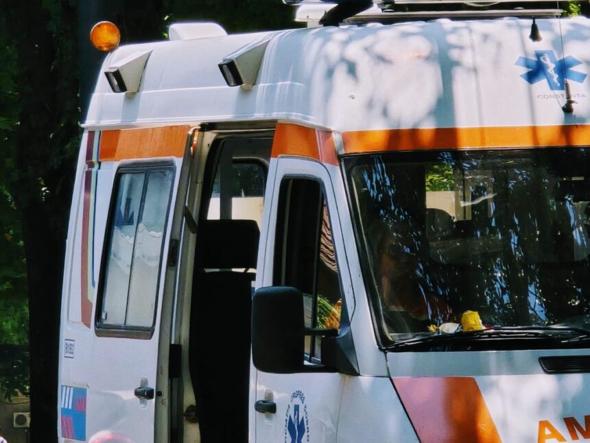 Dramă în apropierea Gării Constanța: Un nou-născut de doar 2 luni a fost descoperit în stare critică 1 tragedie in zona garii constanta un bebelus de doar 2 luni a fost gasit in stop cardiorespirator 68e10d2900003