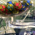 Marele Jackpot LOTO: 8 milioane de euro în joc la extragerea din 16 octombrie 2025! 3 tragerile loto 6 49 joker 5 40 noroc joi 16 octombrie 2025 report de aproape 8 000 000 de euro la 6 din 49 68f096dd94806
