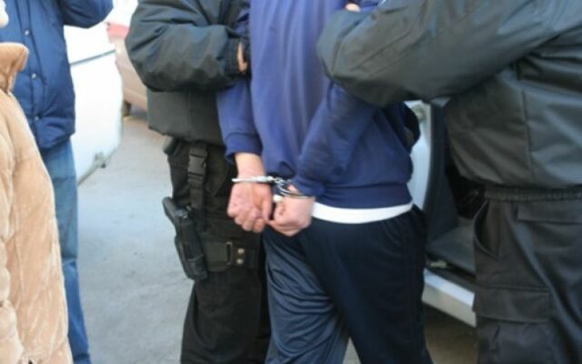 Trei tineri din Constanța, reținuți pentru fapte grave de tâlhărie 1 trei tineri din judetul constanta arestati pentru talharie calificata 68fb4c15d5c2b