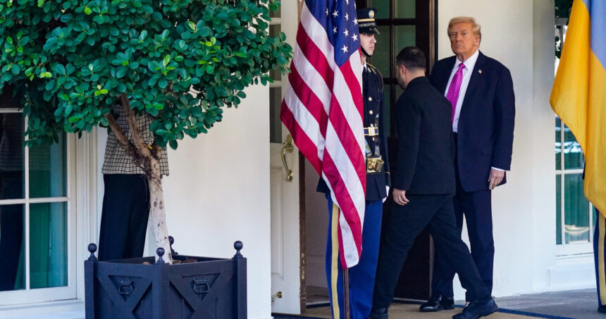 Trump îi spune „nu” lui Zelenski în privința rachetelor Tomahawk: „Mai avem nevoie de timp pentru a ajunge la un acord” (surse media) 1 trump ii refuza lui zelenski rachetele tomahawk trebuie sa mai lucram la asta presa 68f3800feffce
