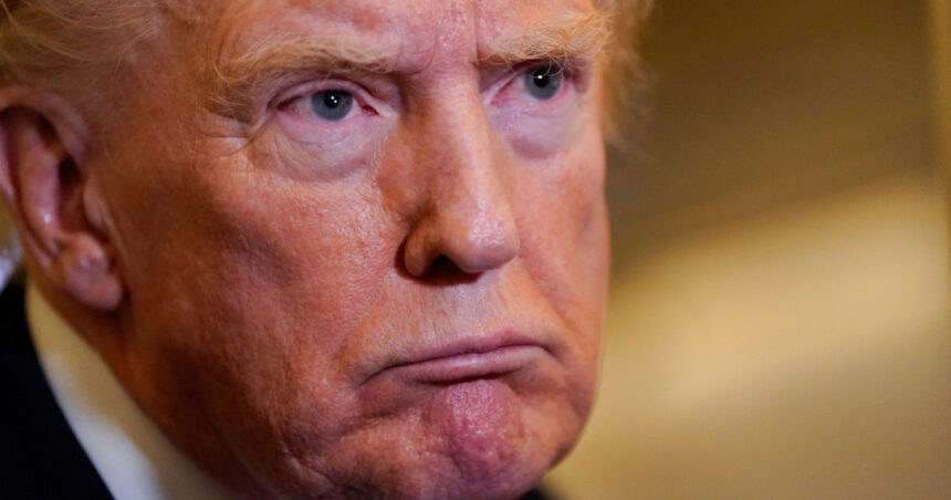 Trump insinuiază că este conștient de imposibilitatea unui al treilea mandat: „O pierdere regretabilă” 1 trump sugereaza ca stie ca nu poate candida pentru al treilea mandat e pacat 6901d6ebb9c1d