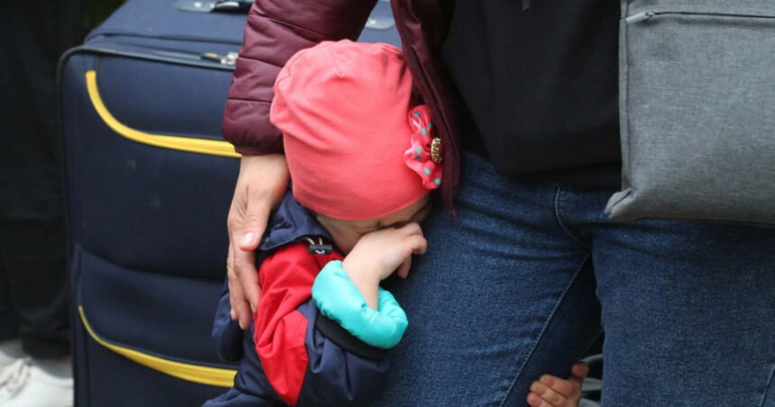 Ucraina aduce acasă 22 de copii din zonele controlate de Putin: Marturii despre umilință și amenințări în școlile rusești. 1 ucraina a repatriat 22 de copii din teritoriile ocupate de putin cei mici s au plans ca erau umiliti si amenintati in scolile rusesti 68e12ac6ebb17