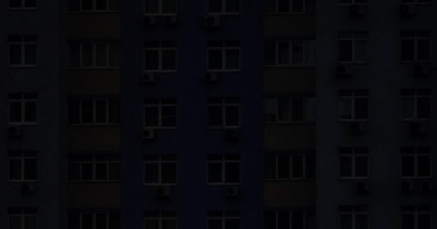 Ucraina în întuneric după atacuri rusești: „S-au impus restricții urgente la electricitate în toate zonele” 1 ucraina in bezna dupa noi atacuri rusesti au fost instituite intreruperi de curent de urgenta in toate regiunile 68eff1b442296