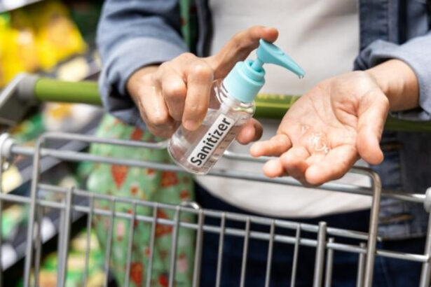 ue analizeaza interzicerea unui compus din dezinfectantii pentru maini din cauza temerilor legate de cancer 68f79b5f5891b