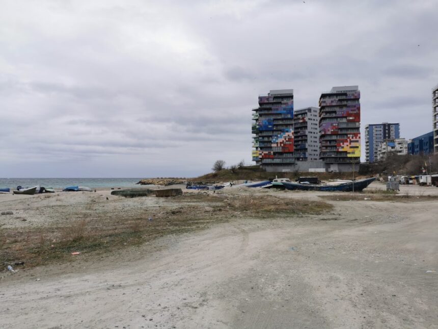 ultima carte in disputa dintre abadl si administratia locala pentru o plaja din faleza nord 6900198c91eaa