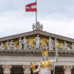 Un bărbat a contactat consulatul pentru a solicita desfacerea căsătoriei încheiate sub influența alcoolului. Austria a făcut publică lista cererilor neobișnuite. 2 un barbat a sunat la consulat sa ceara anularea casatoriei oficiate cand era beat lista cererilor bizare a fost publicata de austria 68ecc8fcd56b9