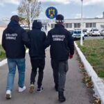 Capturat de autorități: un bărbat de 66 de ani suspectat de multiple furturi în Constanța 3 un barbat de 66 de ani banuit de comiterea mai multor furturi retinut de politistii constanteni 68f781b3546e0