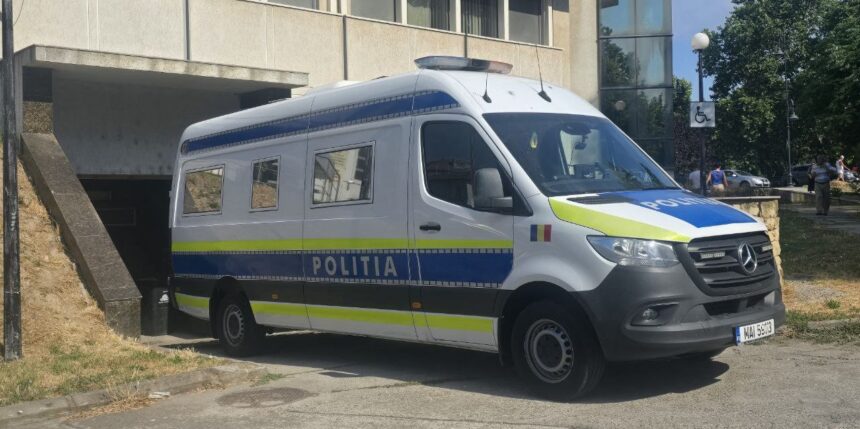 Capturat din Germania, un bărbat din Tulcea, căutat pe plan internațional, se confruntă cu justiția! Judecătorii cer pedeapsa! 1 un barbat din tulcea urmarit international adus in tara din germania judecatorii il vor dupa gratii 68dfaaf96a1a5