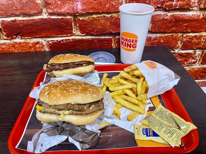 Un renumit lanț de fast-food cu burgeri își va deschide porțile la Medgidia: compania a primit avizul ecologic necesar 1 un celebru fast food cu burgeri va fi deschis la medgidia societatea a obtinut acordul de mediu 68e435742d115