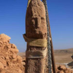 Descoperire uluitoare în Turcia: un sculptat misterios de 12.000 de ani înfățișează un chip uman pe un stâlp străvechi din situl neolitic Karahan Tepe 3 un chip uman sculptat pe un stalp vechi de 12 000 de ani descoperit in situl neolitic karahan tepe din turcia 68f38e2094778