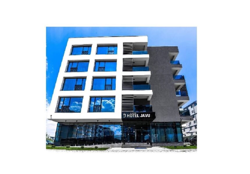 O splendidă clădire de patru niveluri din Mamaia Nord, construită cu sprijin european, își caută noul proprietar pentru suma de 5,3 milioane de euro. 1 un hotel de patru etaje din mamaia nord realizat prin fonduri europene se vinde pentru 53 milioane de euro 68fc42195218c