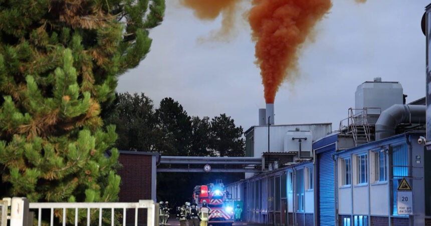 Ceață toxică învăluie două orașe germane: Misiune de salvare în plină acțiune 1 un nor de gaz a acoperit doua orase din germania interventie de amploare a serviciilor de urgenta 68e57e855b554