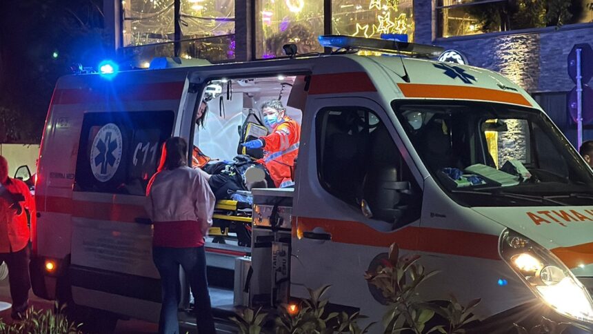 Accident pe bulevardul Elisabeta: Un pieton a fost surprins de o motocicletă în apropierea Cazinoului din Constanța 1 un pieton a fost lovit de o motocicleta pe bulevardul elisabeta in zona cazinoului din constanta 68e8203fd2985