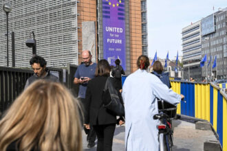 un politist din bruxelles care avea acces la diplomati acreditati in belgia a fost acuzat de spionaj 68ecb0501cab1