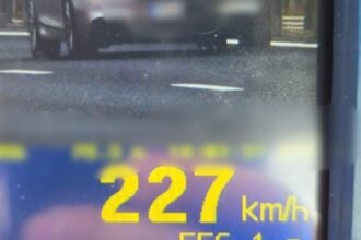 un tanar gonea cu 227 km h pe a0 cum l a sanctionat politia 68f4c57972bb1
