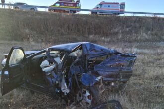 update o masina s a rasturnat in localitatea crisan iar un tanar a decedat 68e217e6e8443
