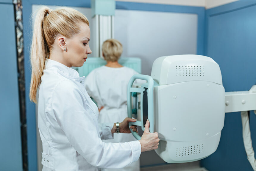 O veste îmbucurătoare pentru femeile din România: Noua tehnologie de diagnosticare a cancerului mamar, disponibilă fără costuri! 1 veste buna pentru romance cea mai moderna metoda de depistare a cancerului de san gratuita si in tara noastra 68dd3fd150efa