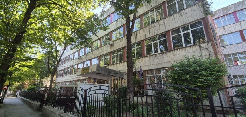 Descoperă ce companii și parteneriate intenționează să renoveze sala de sport a Colegiului Carol I din Constanța: investiție de peste 3,51 milioane lei! 1 vezi ce firme si asocieri vor sa reabiliteze sala de sport a colegiului carol i din constanta proiect de peste 351 milioane lei 68e5d8bf5ba6e