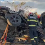 Tragedie pe drumurile din Iași: Doi pierduți în urma unei coliziuni între un BMW și un TIR, provocată de o depășire interzisă. 3 video accident cu doi morti in judetul iasi un bmw s a ciocnit cu un tir dupa ce soferul autoturismului a depasit pe linie continua 6900e7a496c5c